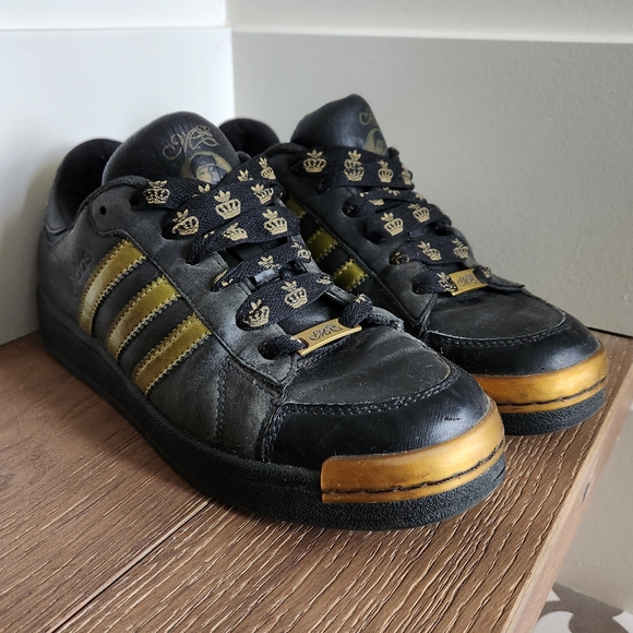 Special Edition Missy Elliot Adidas Shoes - Picture 1 of 7